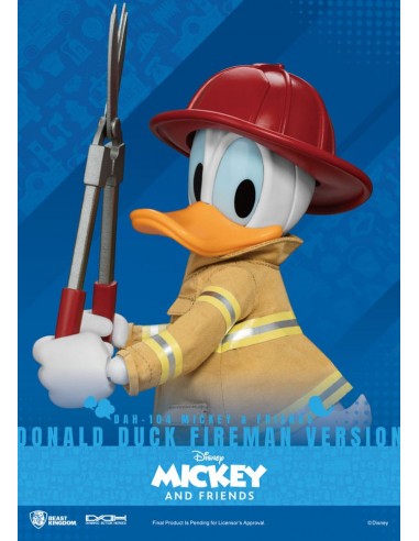 Donald Duck Fireman. Dynamic 8ction...