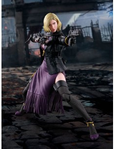 Nina Williams. SH Figuarts.... 2
