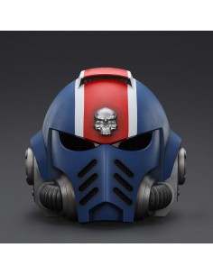 Ultramarines Lieutenant... 2