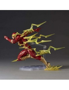 Flash (2025). Revoltech. DC... 2