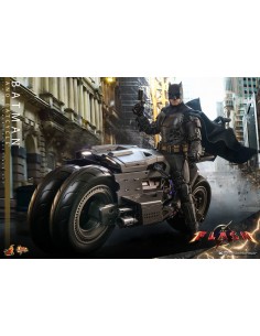 Batman & Batcycle Set 1/6....