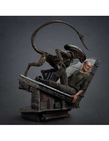 Ripley and Dog Alien. Art Scale 1/10....