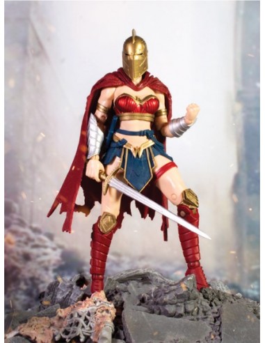 Wonder Woman with Helmet of Fate. DC...