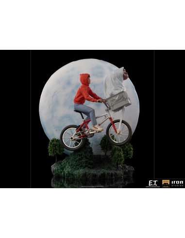 E.T. & Elliot . Deluxe Art Scale...